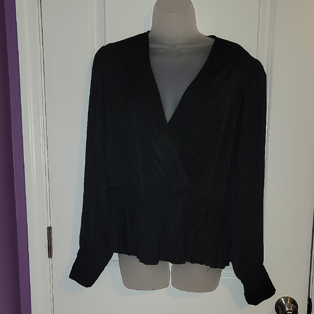 Express Pleated Black Women's Blouse Sz: XL